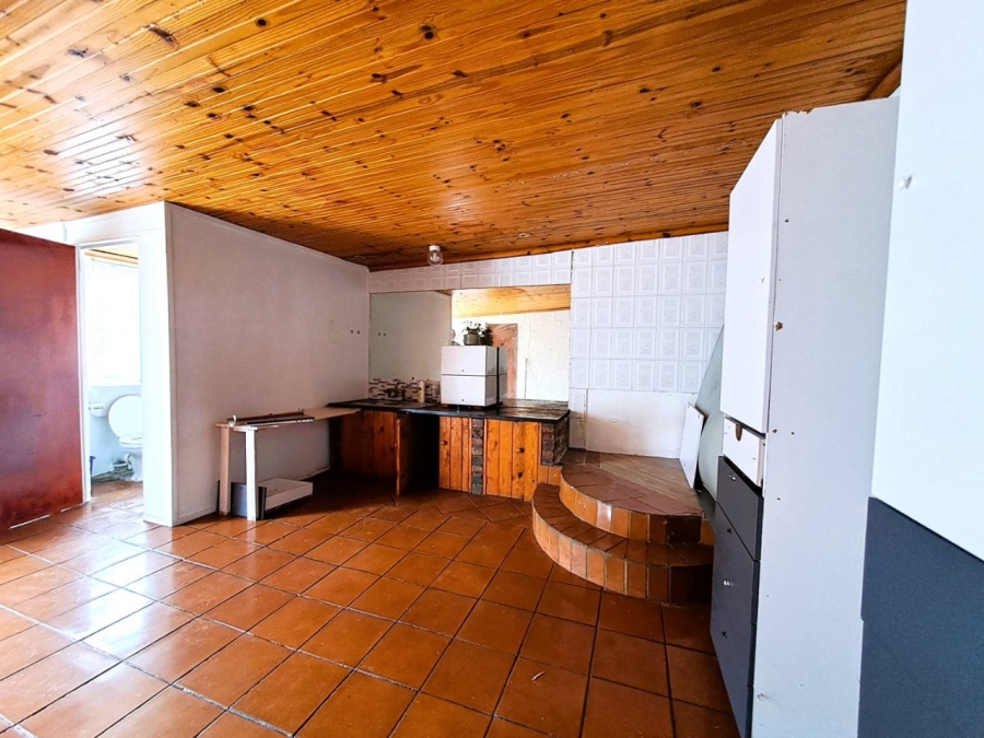 7 Bedroom Property for Sale in Protea Heights Western Cape